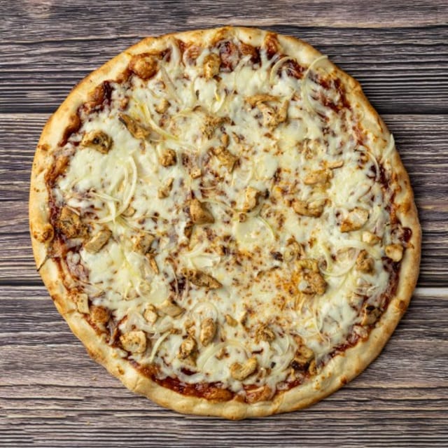 BBQ Chicken Pizza (14" Medium).