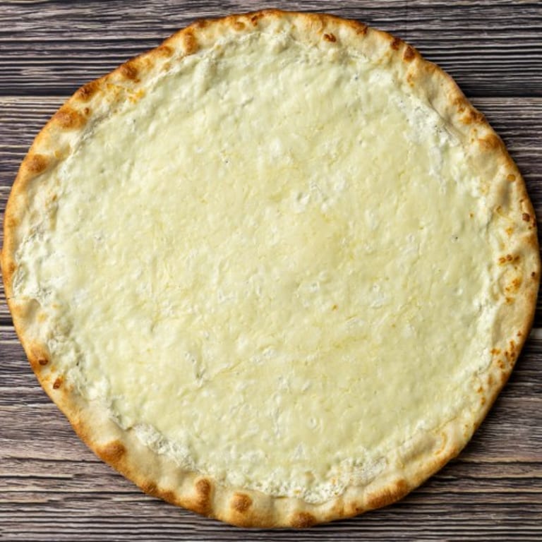 Savor Our White Pizza